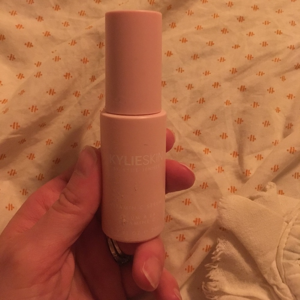 Kylie skin vitamin c serum NIB
